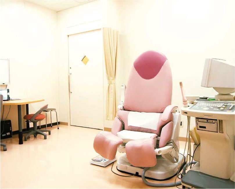 ②  産科：診察室